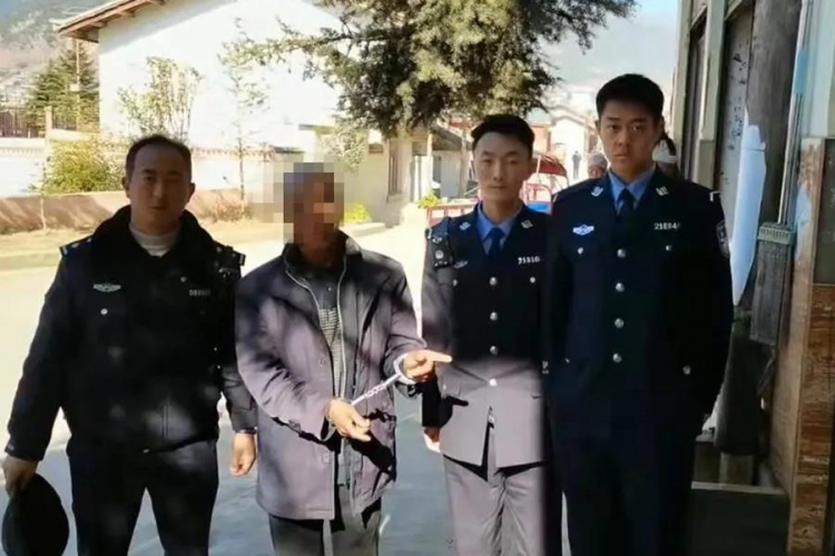 因大意未锁门导致店内现金被盗，宁蒗民警快速破案抓获嫌疑人