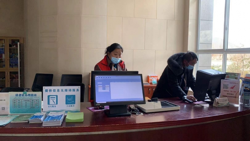 春节假日，丽江共接待游客72.53万人次，旅游收入6.09亿元