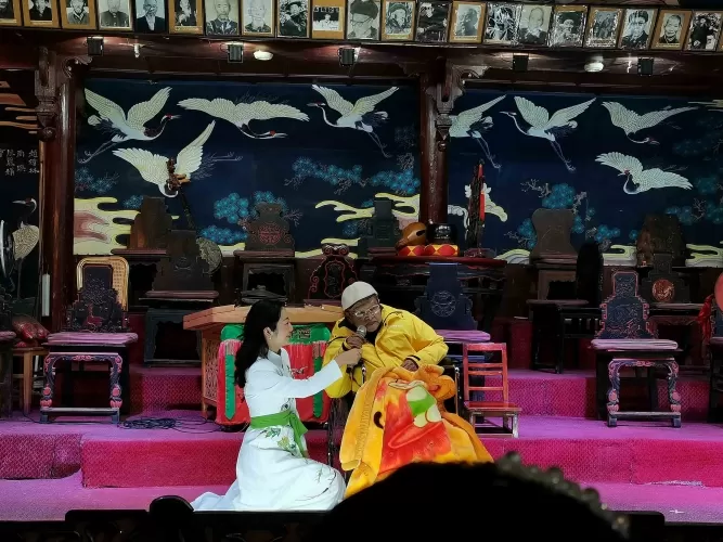 将书房“搬进”古城里，宣科书房开幕仪式在大研纳西古乐会举行