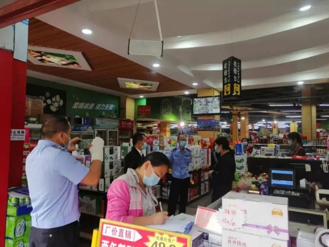 华坪县荣将镇：践行“一线工作法” 筑牢疫情防控“安全网”