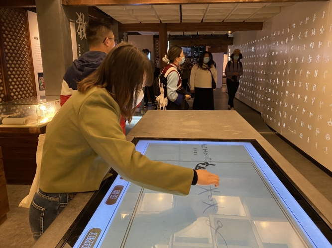 【春暖花开丽江欢迎您】你要的“诗和远方” 丽江古城全都有