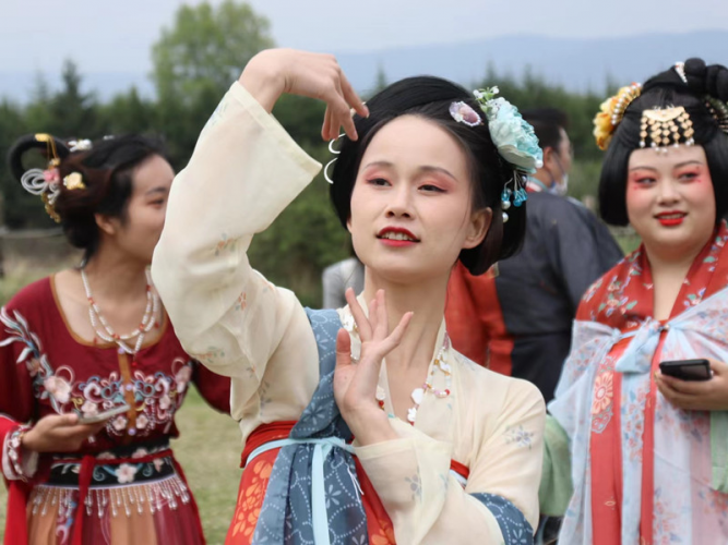 精准疫情防控 理性安心游 丽江“五一”无限精彩