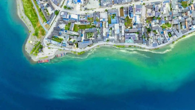 壁纸上新！雨后的泸沽湖美如“天空之境”