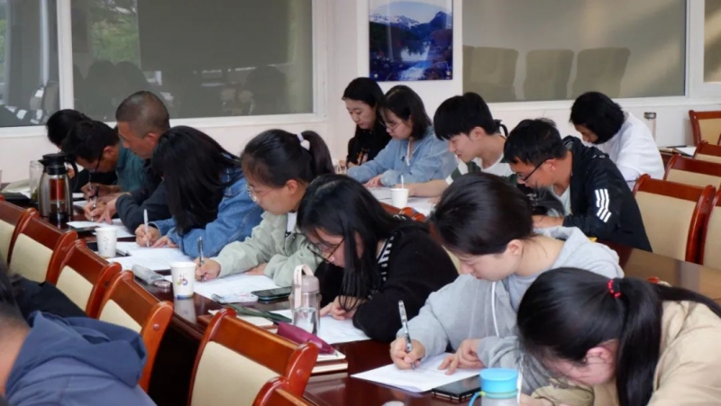 依法行政培训班开课了！助力玉龙雪山景区法治建设再上新台阶