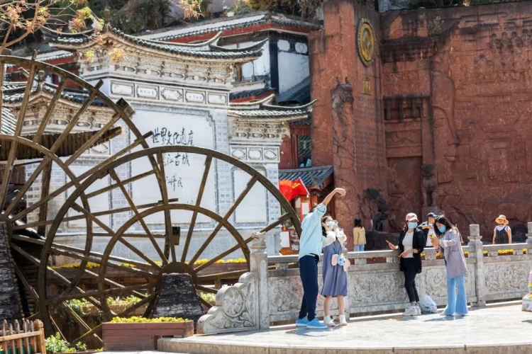 奋力把美好蓝图变为现实图景——在建设世界文化旅游名城中奉献古城担当