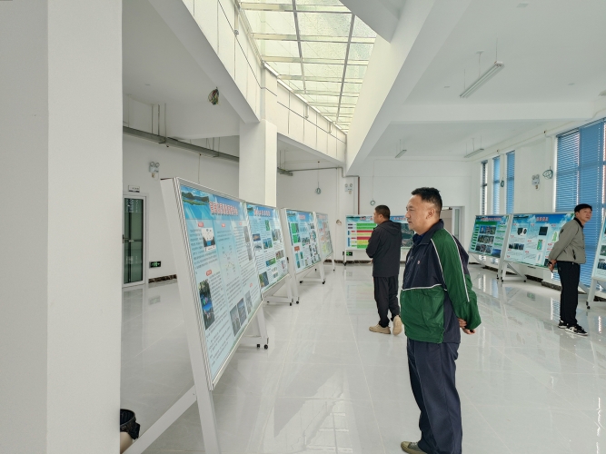 民革丽江市总支部调研程海“两污”治理工作