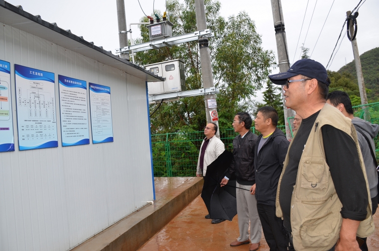 民革丽江市总支部调研程海“两污”治理工作
