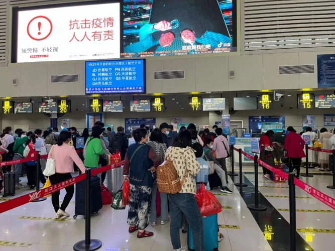 连续8天突破万人次，丽江航空市场复苏回暖明显