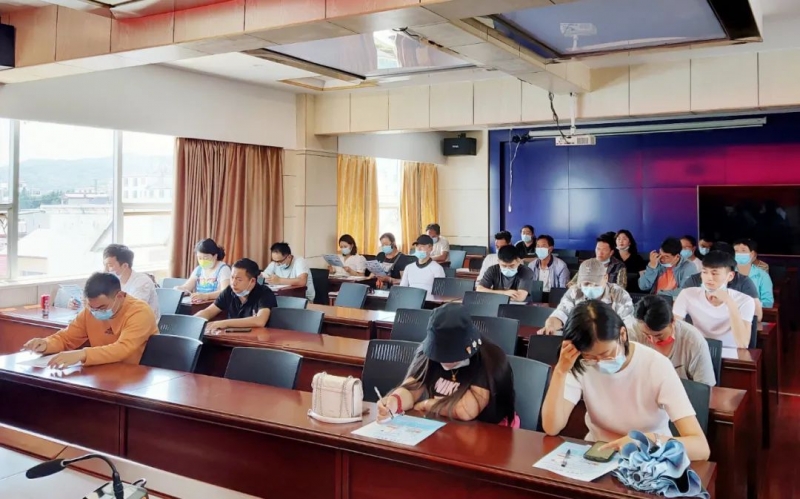 古城公安分局举办2022年第4期背街小巷不文明停车驾驶人培训班