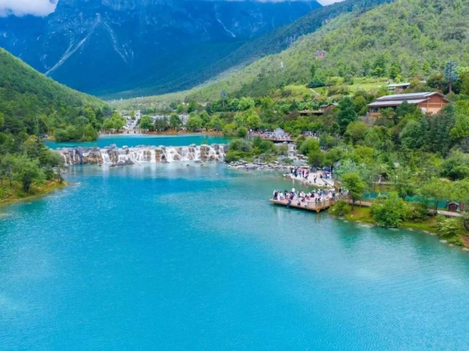 中国日报报道《丽江出台建设世界文化旅游名城提升“文化丽江”品牌三年行动计划》