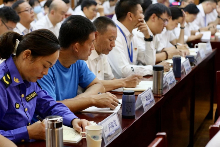 丽江古城保护管理局（公司）召开动员大会  扎实推进“争一流、促跨越”行动 (5).jpg