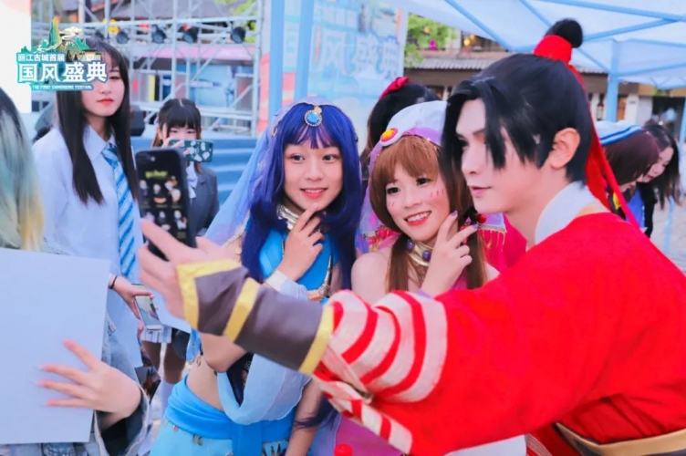 第二届丽江古城国风盛典惊艳来袭 接下来的5天，每天都有新惊喜！