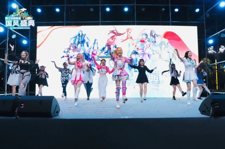 第二届丽江古城国风盛典惊艳来袭 接下来的5天，每天都有新惊喜！