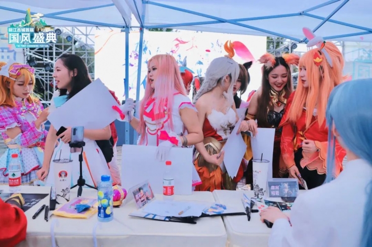 第二届丽江古城国风盛典惊艳来袭 接下来的5天，每天都有新惊喜！