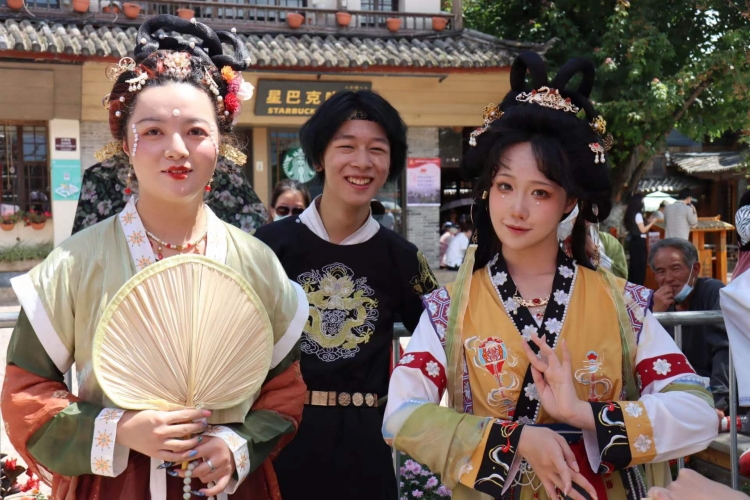 “第二届丽江古城国风盛典”隆重启幕！多角度带你感受国风之美 (14).jpg