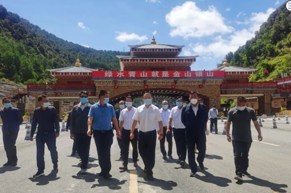 宁蒗县委书记张伟到泸沽湖景区调研疫情防控工作