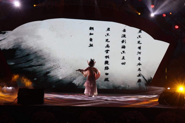 在丽江古城，体验国风与红色文化的碰撞  筑牢“红色国魂”