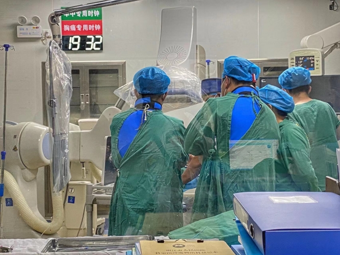 生命起点，从“心”开始  丽江市人民医院为47名先心病患儿进行救治手术 (4).jpg