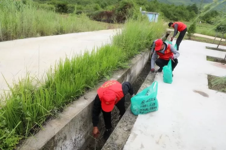 古城区投控集团开展“八一”建军节系列活动