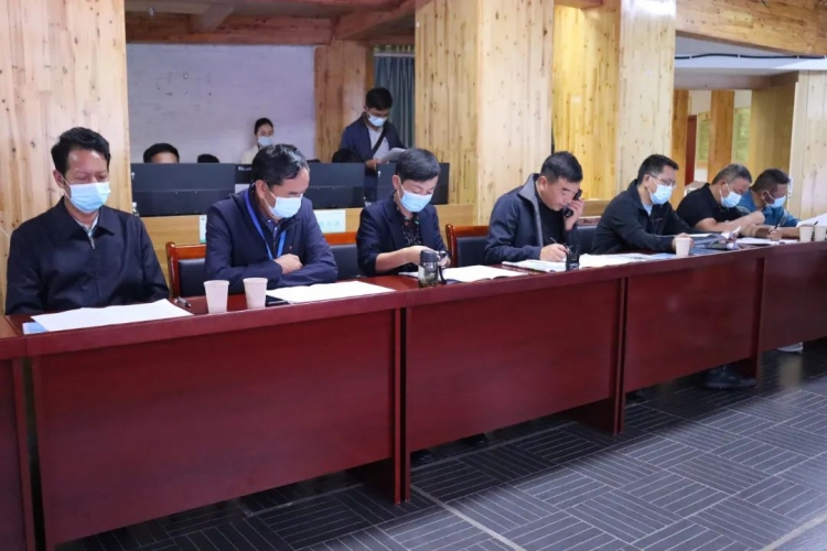 以练备战 以练筑防  丽江古城景区开展了2022年度暑期新冠肺炎疫情防控联合应急演练 (6).jpg