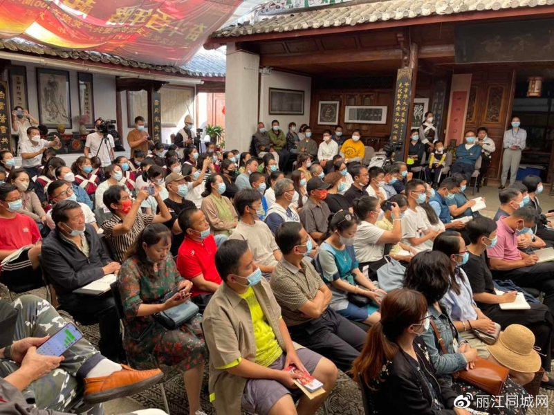 再度开启！丽江古城雪山书院举行了一场气氛热烈的讲座！3.jpg