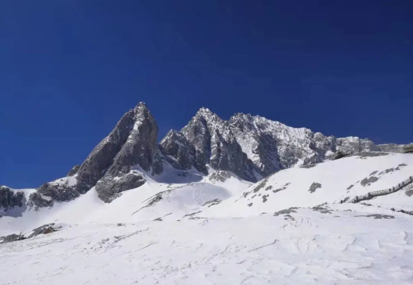 丽江三个景区上榜中秋热门景区云南前十名！