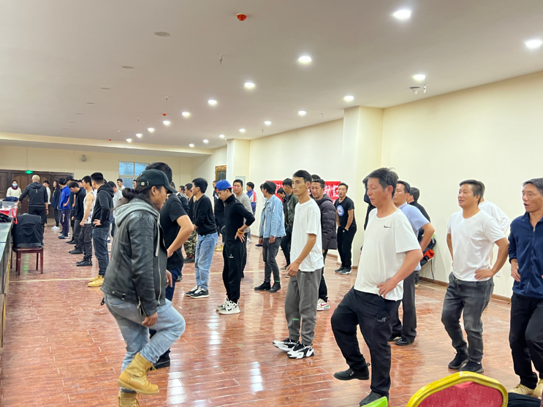 丽江市“万名文旅人才”专项培训民族歌舞表演培训开班 (1).png