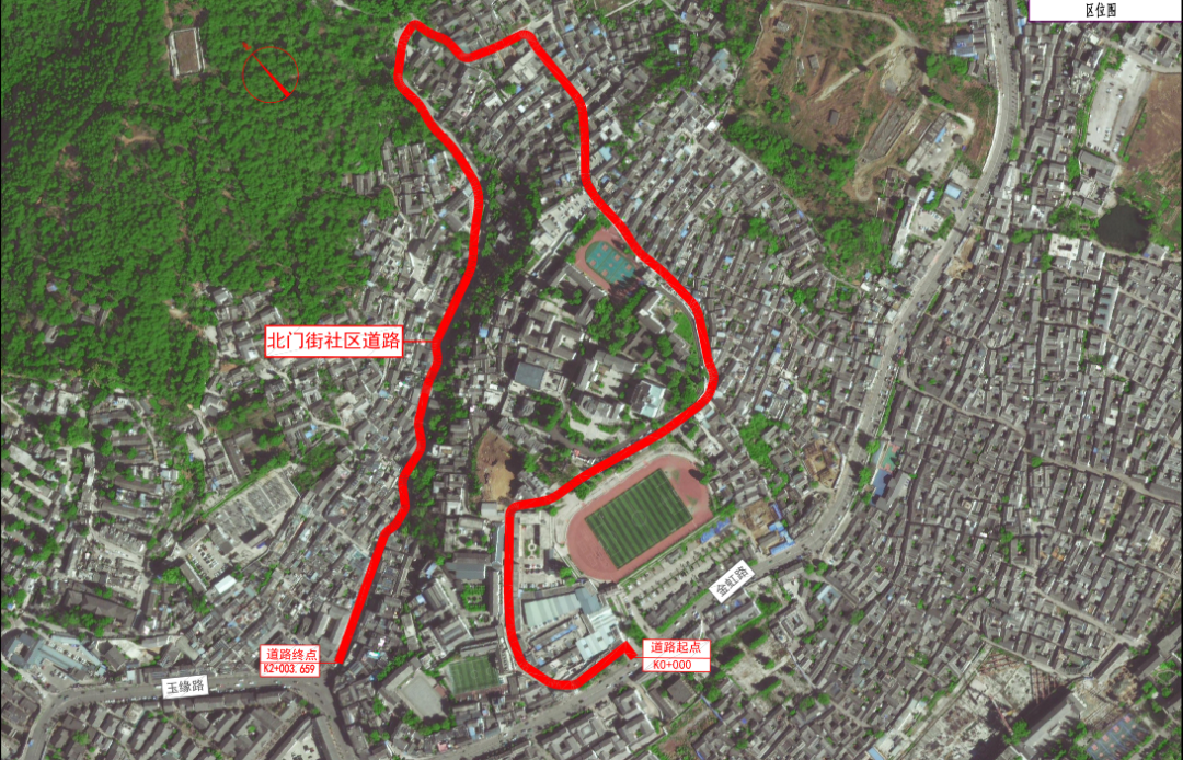 北门社区主干道封闭施工，道路两侧禁止停放车辆