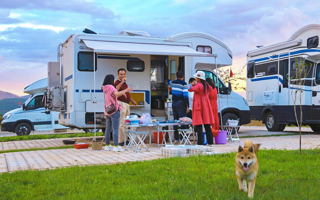 打造旅游新业态——中国丽江首届房车露营文化节即将隆重开幕 (22).jpg
