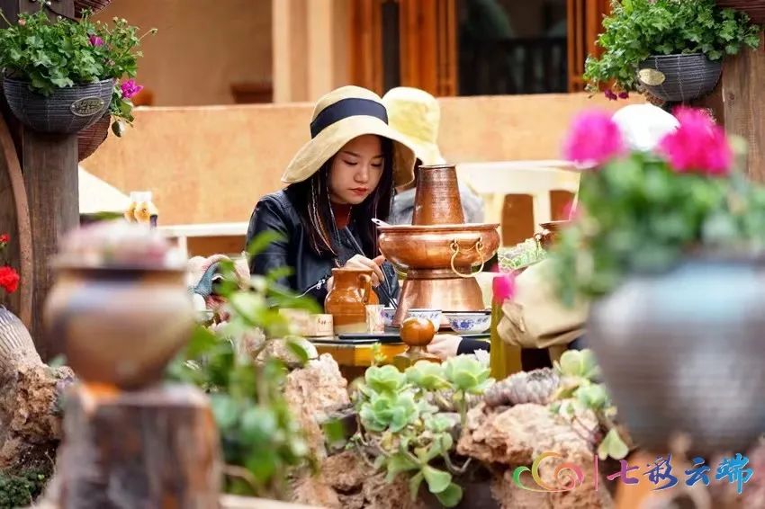 今晚20:00，约你感受丽江的“柔软时光”，不见不散！