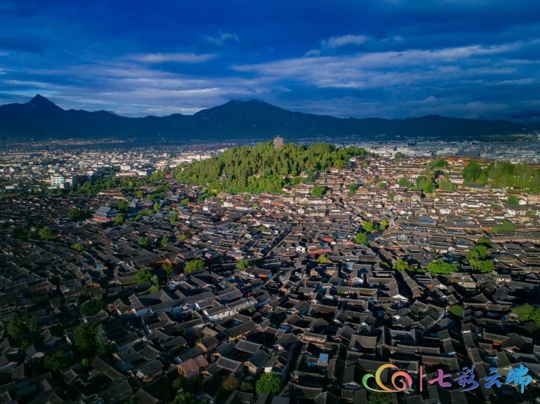 今晚20:00，约你感受丽江的“柔软时光”，不见不散！