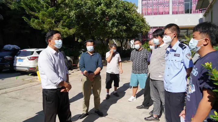 和永宏、熊洋调研督查全县疫情防控工作