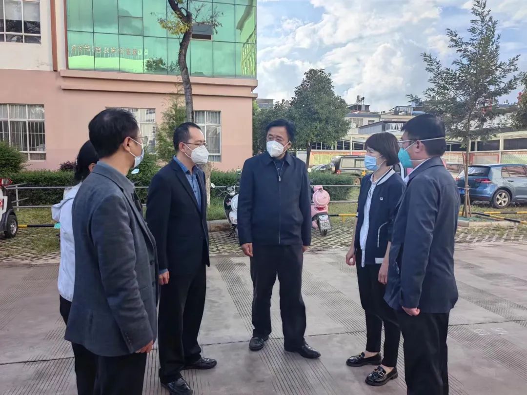 和永宏、熊洋到三川、程海、永北等乡镇调研督导社区疫情防控工作