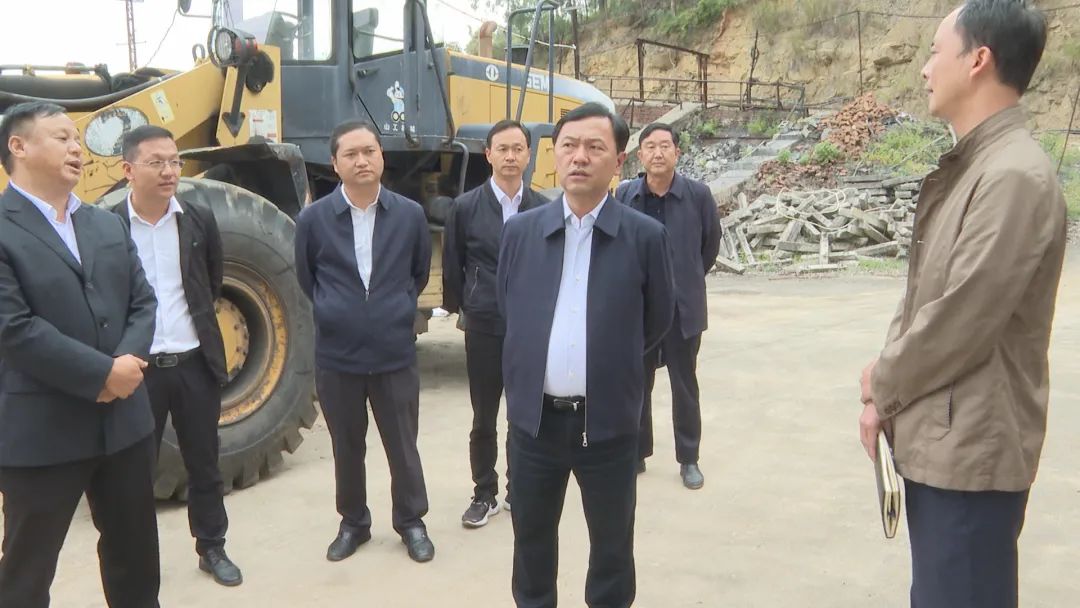 华坪县对13对煤矿开展煤矿安全监管工作进行督导检查