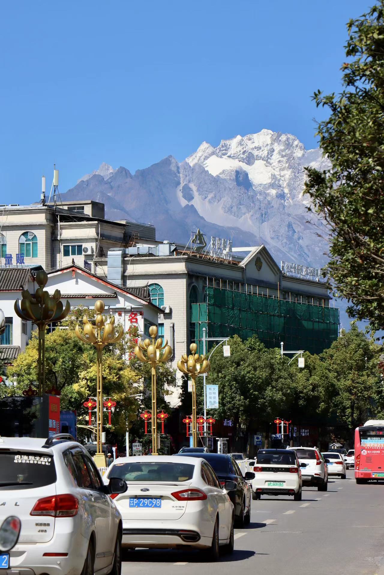 久违！你熟悉的丽江蓝又回来了  走 拍蓝天去！