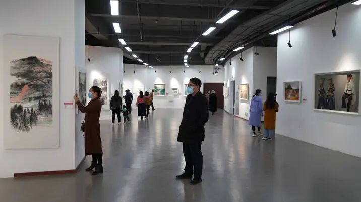 云南美术馆、云南画院永胜写生作品展开展