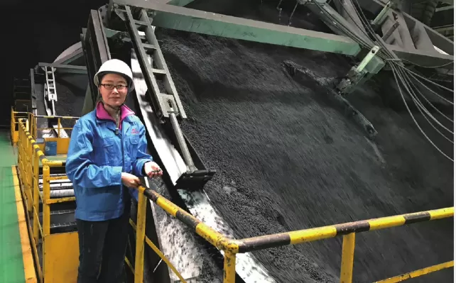 【二十大代表风采】青格勒吉日格乐：创新助力钢铁行业高质量发展