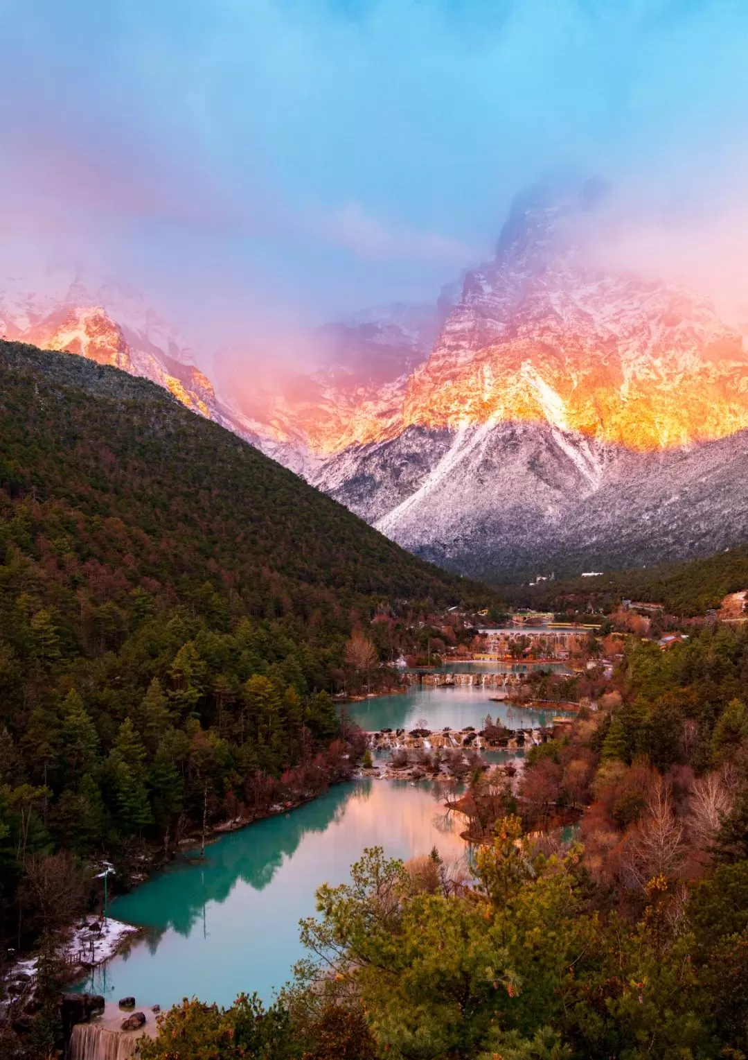 赵立坚点赞丽江 网友纷纷发文表达对丽江的向往……