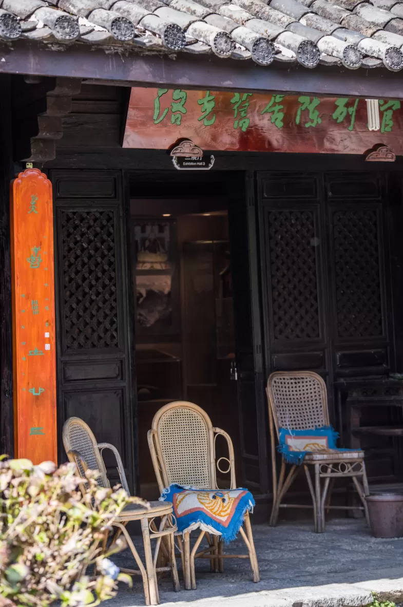 赵立坚点赞丽江 网友纷纷发文表达对丽江的向往……