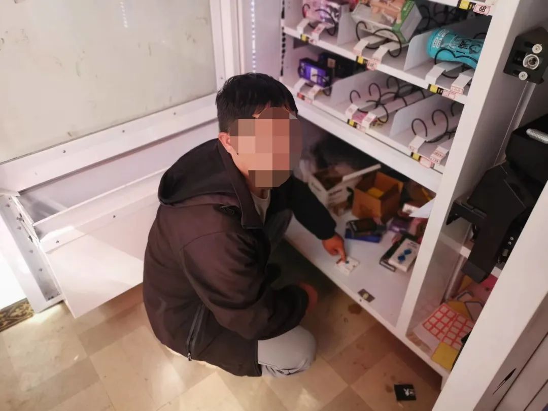 宁蒗这三家自助售货商店非法销售有毒有害性保健食品  (1).jpg