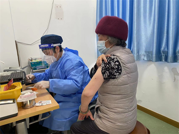 丽江老年朋友，请尽快接种新冠疫苗！（内附丽江市新冠疫苗接种点）