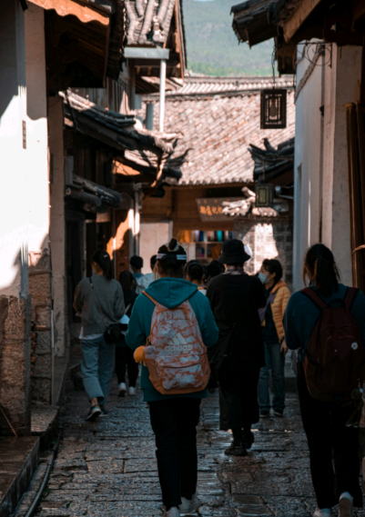 丽江古城：撞进“慢生活”的怀里  (3).png