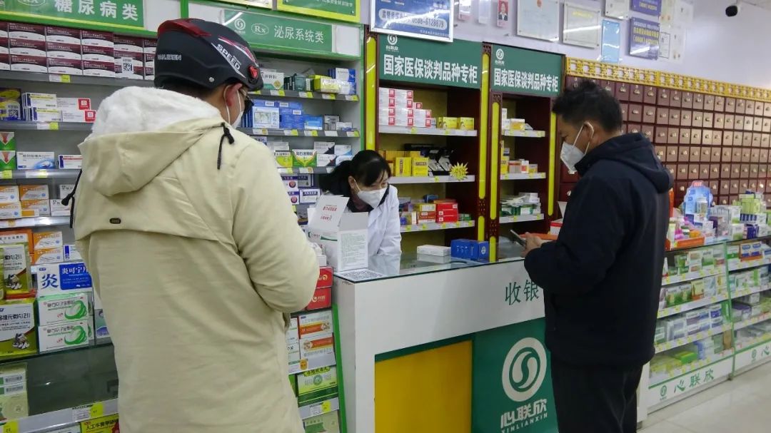 华坪县各大药店药品供应稳定 能够保障群众基本购药需求.jpg