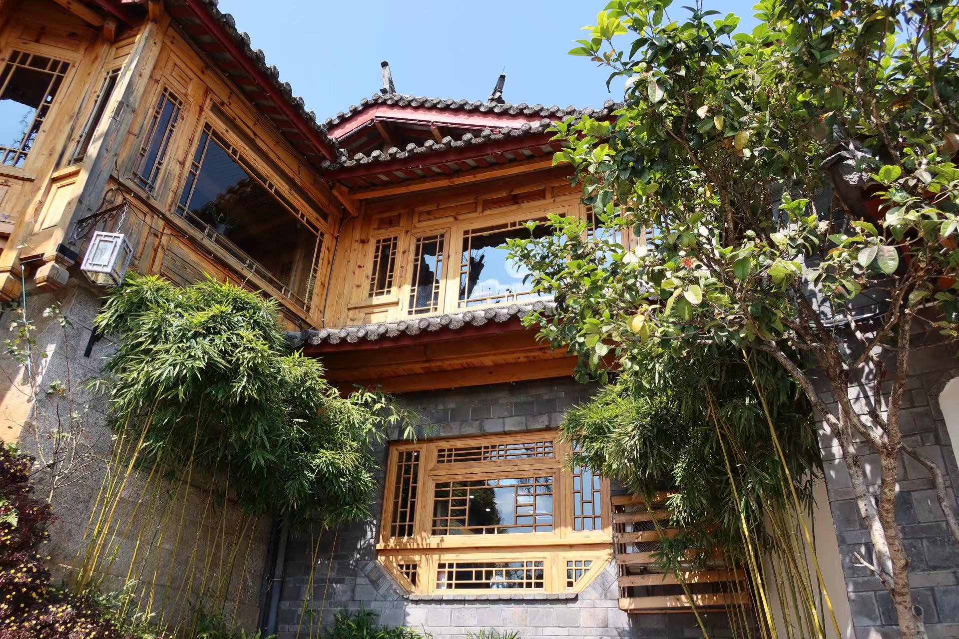 上榜全国甲级旅游民宿  丽江古城的这家民宿凭什么？ (8).jpg