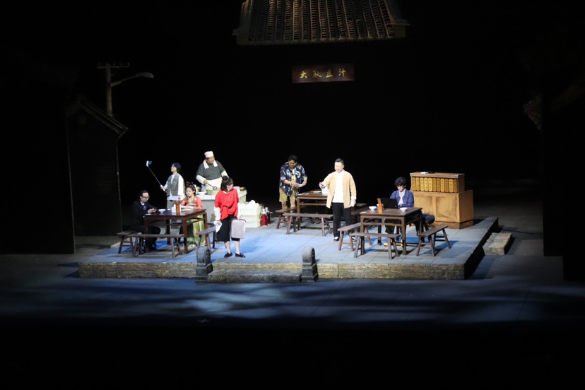 在丽江与国家话剧院的相逢，从一碗《豆汁儿》开始