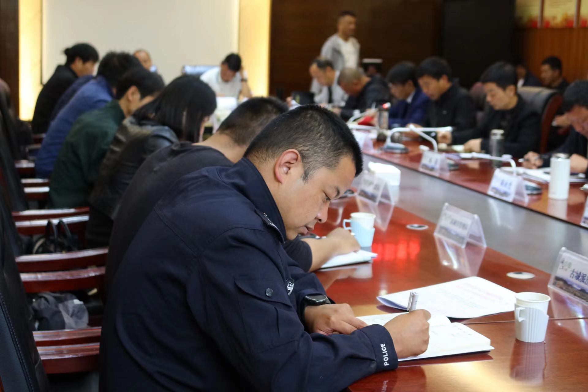 丽江古城景区召开旅游综合治理暨安全生产“百日攻坚”工作推进会 (2).jpg