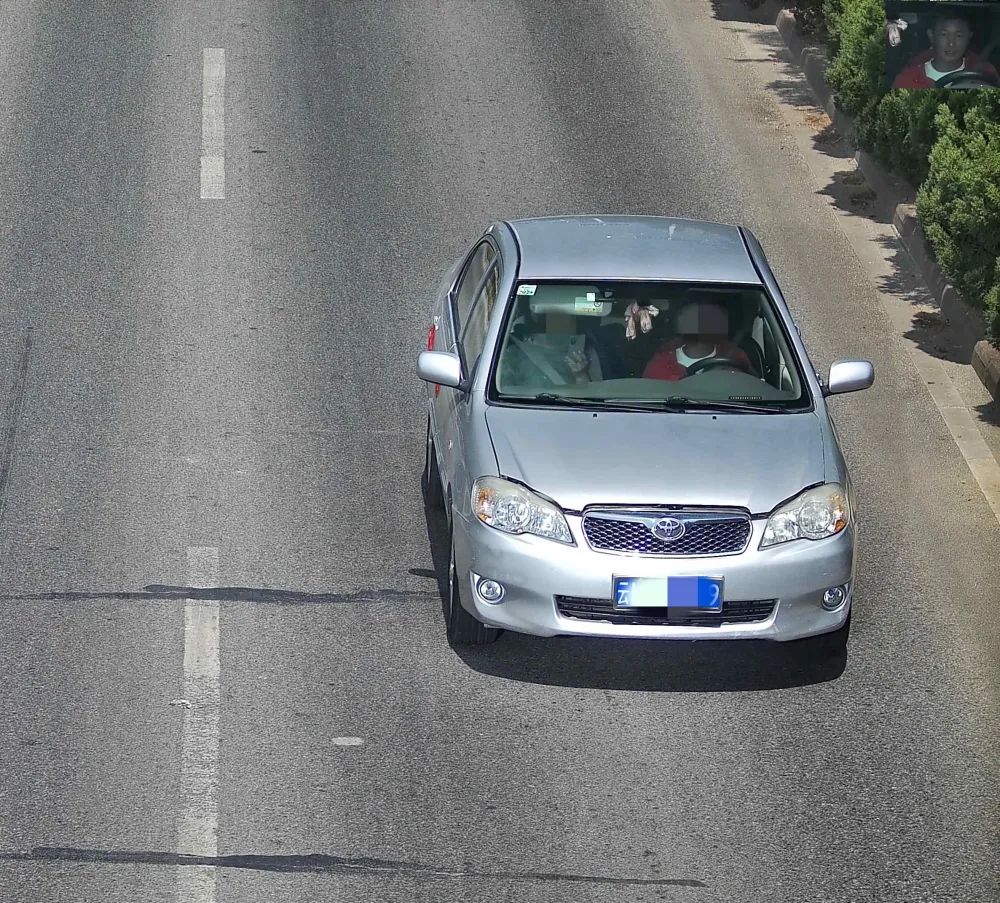 在永胜偷手机后逃去大理  民警一网打尽.jpg