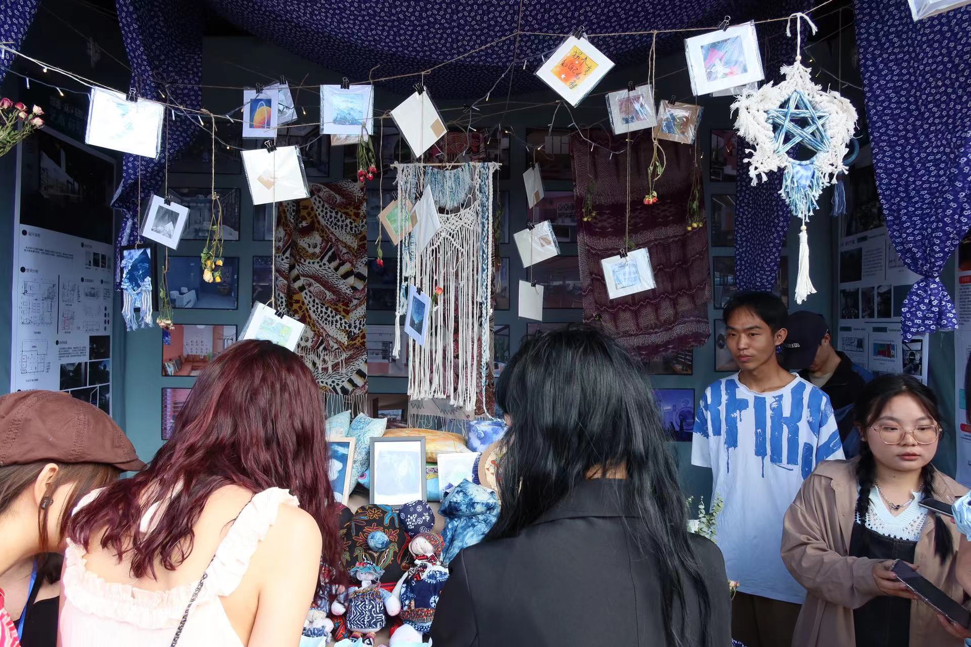 “2023艺术 符号 沉淀——创意丽江”展演活动在丽江古城开幕 (8).jpg