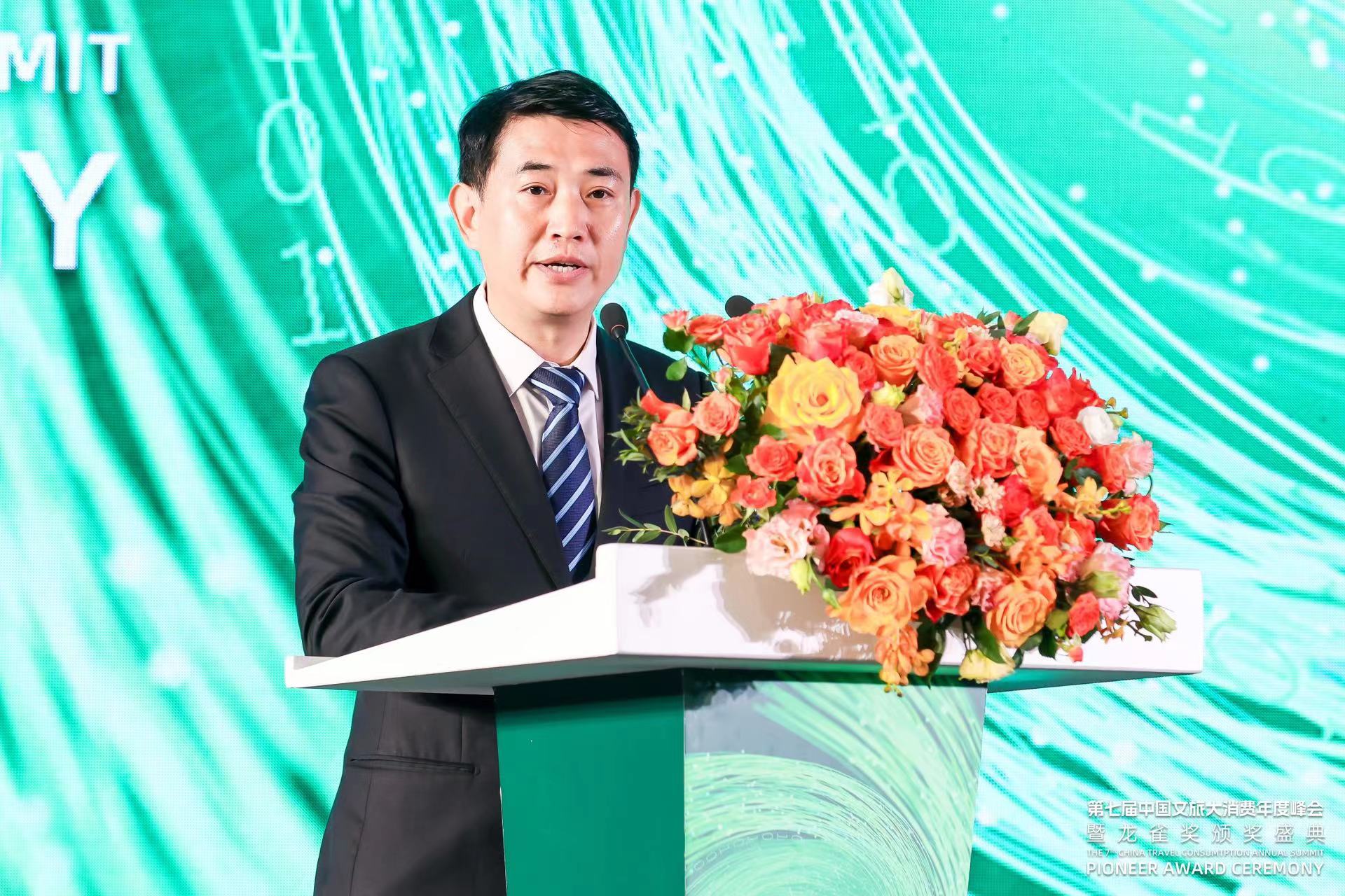 上海旅博会举行 云南准备了126个省级重点项目招商 (6).jpg