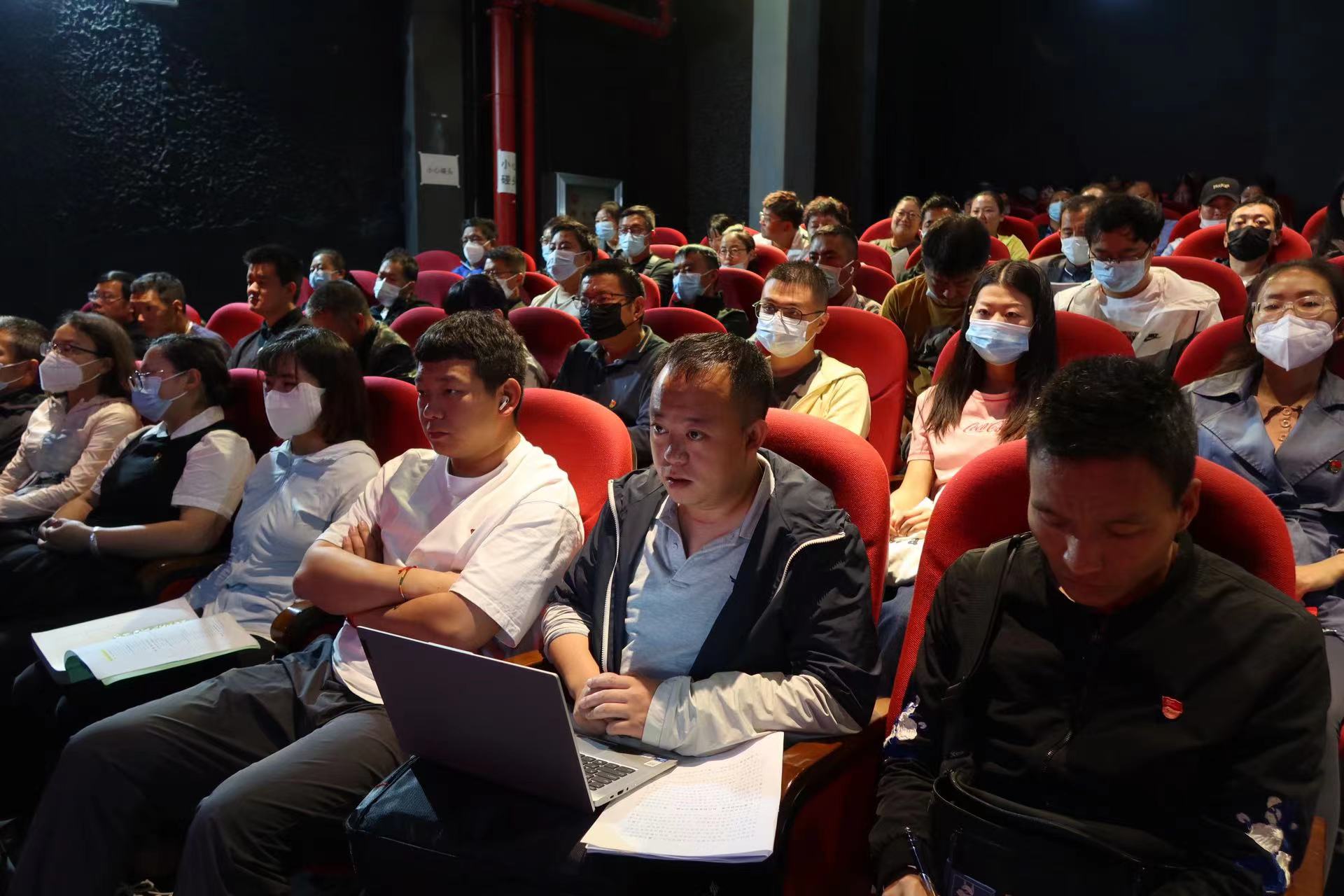 丽江市国资委党委“万名党员进党校”学习贯彻党的二十大精神专题培训班（第2期）开班 (4).jpg